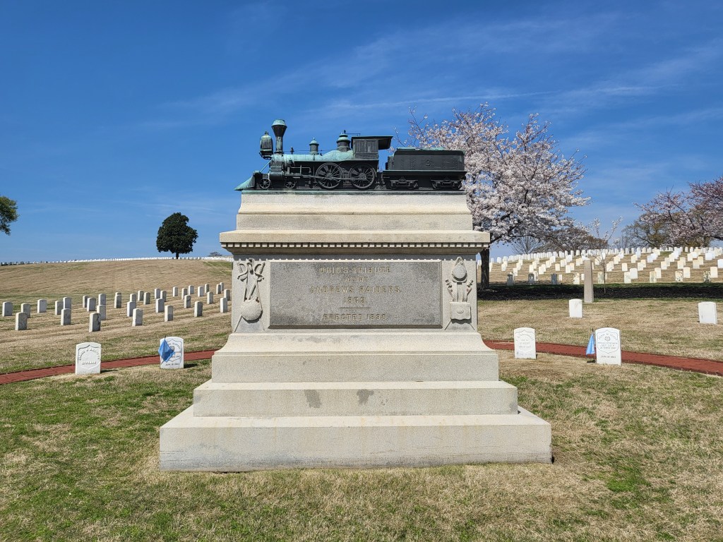 General Locomotive Chase Monument